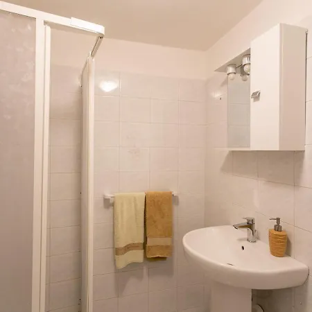 Apartment B-house *